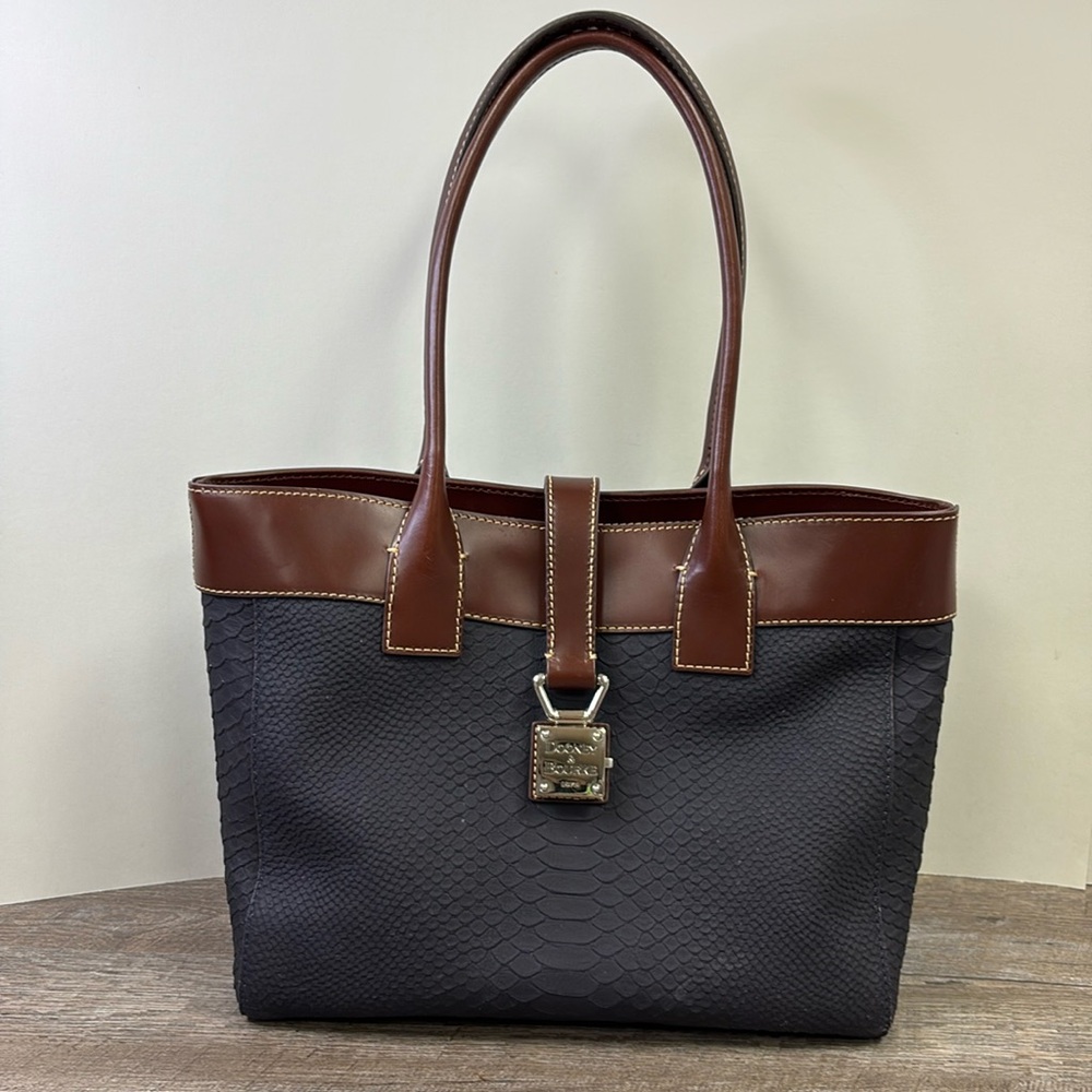 Dooney & Bourke Leather Logo Lock Shoulder Bag